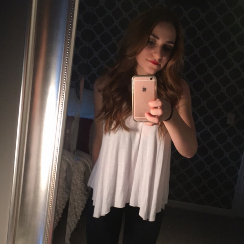 Meet your Posher, Nicole